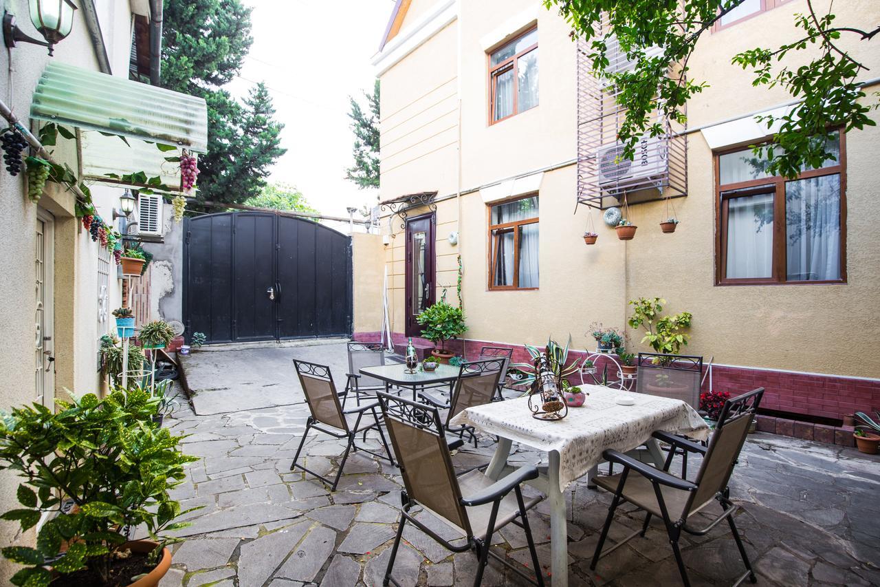 Hotel Garden House Tiflis Exterior foto